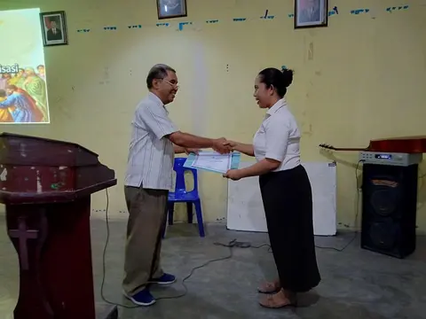 Penyerahan Apresiasi Prestasi untuk IPK Di atas 2.50