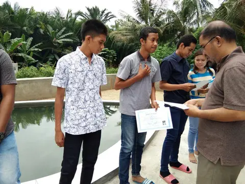 Penyerahan Sertifikat ORMIK